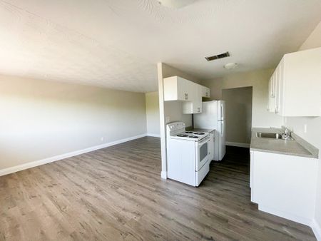 Rosewood Place Apts - ALL INCLUSIVE - Photo 5