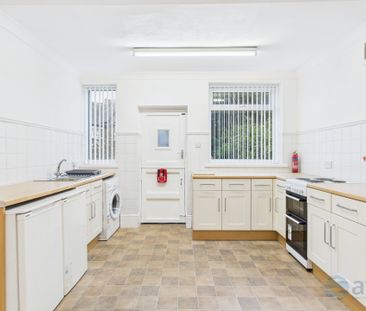 Long Lane, Garston, L19, L4, Chiltern - Photo 6