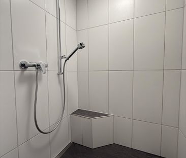Wohnen im Grünen - gepflegte 3.5-Zimmerwohnung in Trüllikon - Photo 4
