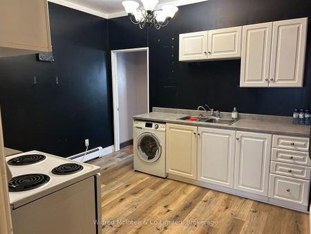 For Lease - 216 Durham Street, Brockton, Ontario - Photo 5