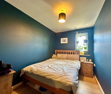 2 bedroom end of terrace house to rent - Photo 1