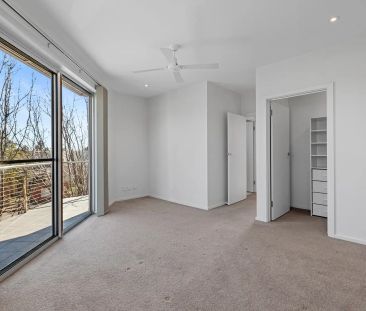 “Stunning Designer Townhouse!” - Photo 1
