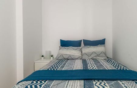 Carrer del Moianès, Barcelona, Catalonia 08014 - Photo 2