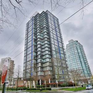 Coal Harbour - Water View 2 Bedroom Apartment - Photo 2