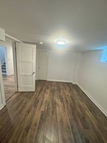 For Lease - 11 Kelsey Crescent, Barrie, Ontario - Photo 5