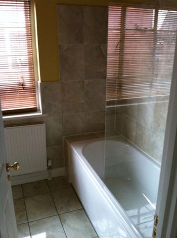 8 bedroom house share to rent - Photo 4