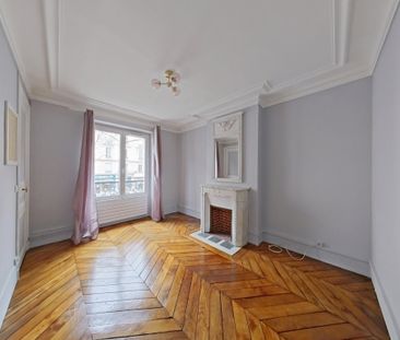 Location Appartement 3 pièces 48m² PARIS 11ème - Photo 1