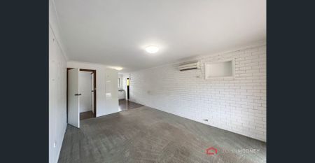 Charming 3-Bedroom Rental in the Heart of Wagga on Best St - Photo 2