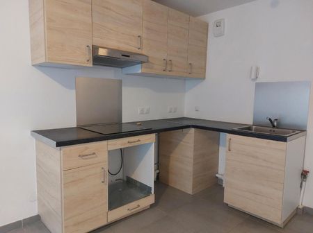 location Appartement T2 DE 46.33m² À MARSEILLE - Photo 3