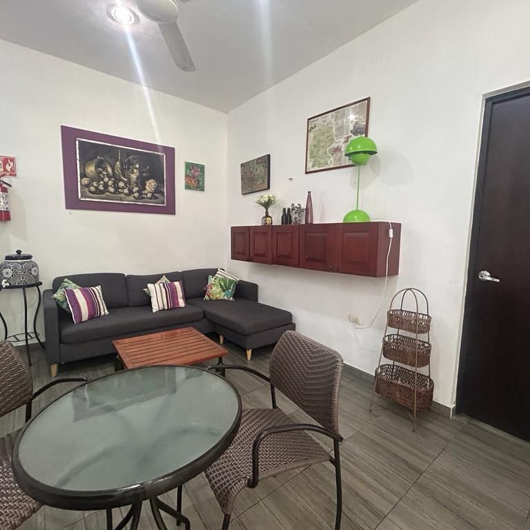 Departamento en privada con alberca y jardín común. - Photo 1