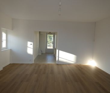 Location Appartement 3 pièces 76m² BEAUNE 21200 - Photo 1