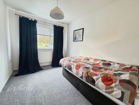 3 bedroom detached bungalow to rent - Photo 4