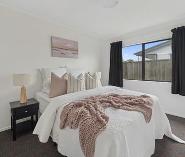 Handy to Town - Ohinemutu - Photo 4