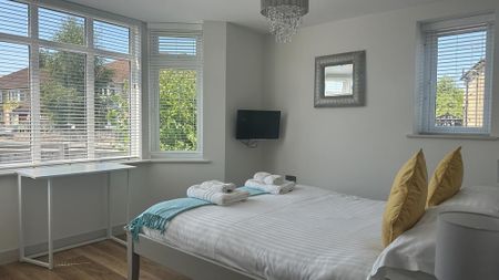 1 bedroom apartment to rent - Photo 2