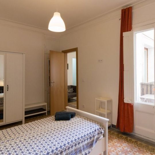 barcelona, Catalonia 08002 - Photo 1