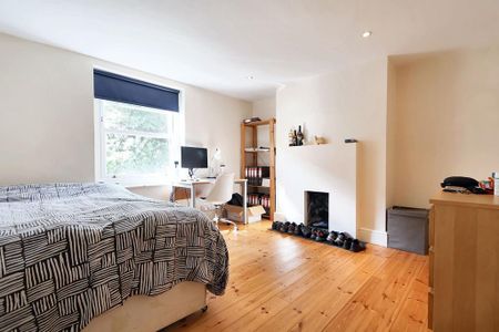 5 bedroom terraced house to rent - Photo 4