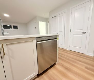 For Lease - 101 Glenroy Gilbert Drive Unit# 2, Barrhaven, Ontario - Photo 5