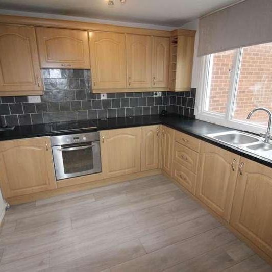 Bramerton Close, Wolverhampton, WV11 - Photo 1