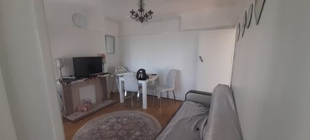 2 Bed Flat, Tanfield Avenue, NW2 - Photo 2