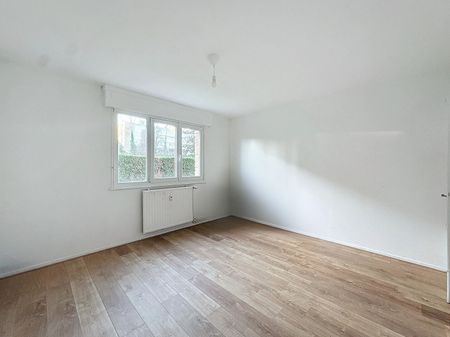 Location Appartement 1 pièce 32m² - Photo 3