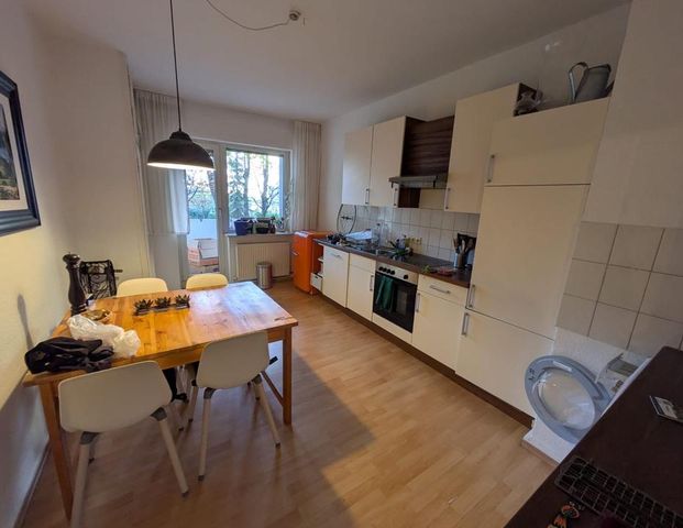 2-Zimmer-Wohnung in Düsseldorf-Düsseltal – mit Balkon! - Photo 1