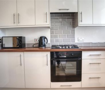1 bedroom flat to rent - Photo 6