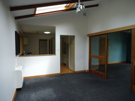 Ilam – 4 Bedroom/2 Bathroom, Woodburner + Heat pumps, Double Garage - Photo 2