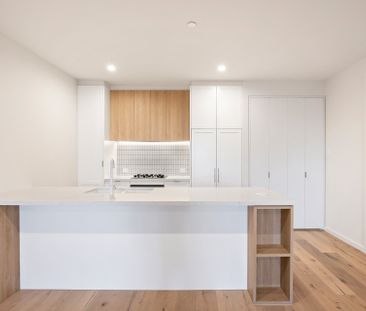 Contemporary Luxury in the Heart of Elsternwick - Photo 4
