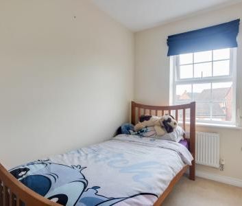 Goose Bay Drive, Kingsway, Gloucester, GL2 - Photo 3