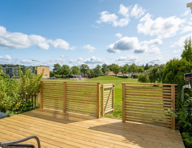 Västra Gunnesgärde 23 - Photo 1