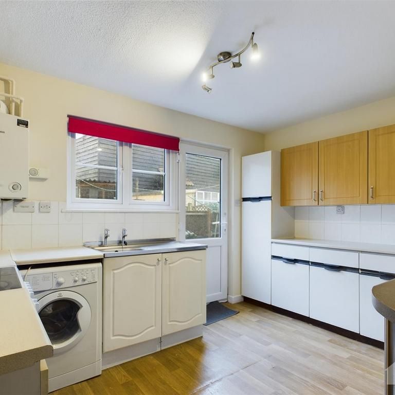 2 bedroom house to rent - Photo 1