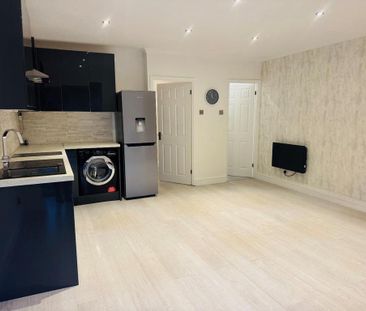 1 bedroom flat to rent - Photo 6