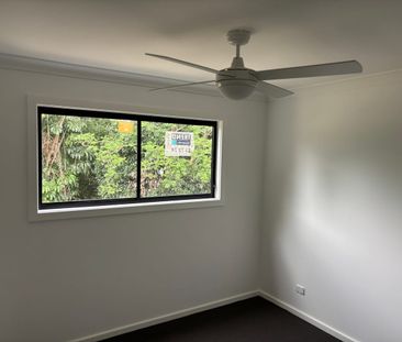 This brand new, 2 bedroom, 2.5 bathroom unit offers a blend of styl... - Photo 3