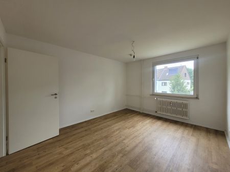 Greifen Sie zu. 3 Zimmer, Küche, Bad - Photo 3