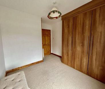 2 bedroom terraced house to rent - Photo 6