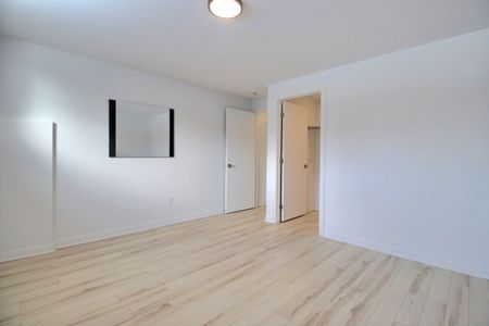 1158 Rue Beauregard, J4K 2L6, J4K 2L6, Longueuil - Photo 2