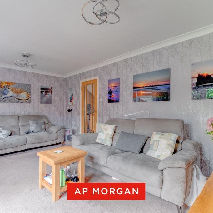 4 bedroom terraced house to rent - Photo 1