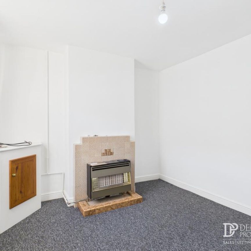 2 Bedroom Terraced House - Photo 1