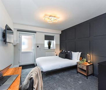 Studio to rent - Photo 4