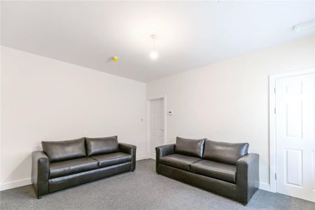 6 bedroom end of terrace house to rent - Photo 2