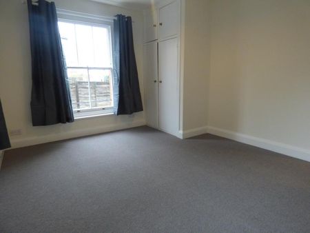 Thornton Avenue - Photo 3