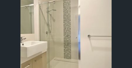 Centrally Located! - Photo 4