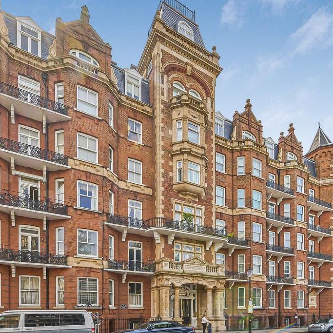 4 bedroom flat to rent - Photo 1