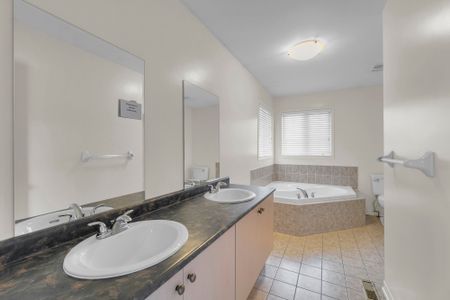 For Lease - 36 Capistro Street, Brampton, Ontario - Photo 4