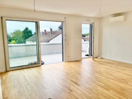 Traumhaftes Penthouse mit großer Dachterrasse! - Photo 3