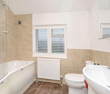 Normanhurst Road, Walton-on-thames, Surrey, KT12 - Photo 5