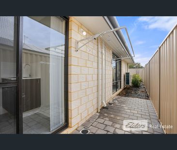 13 Benderson Road, Champion Lakes, WA 6111 - Photo 3
