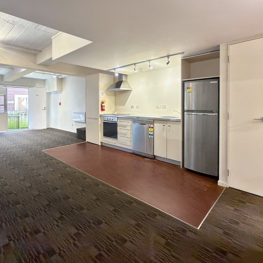 Welcome to Vespa - 20 Hanson Street - Photo 1