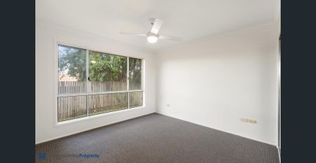 Spacious 3-Bedroom Home with Large Backyard in Harristown - Photo 5
