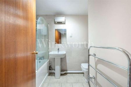 Britten Close, London, NW11 - Photo 5